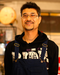 店主・稲村勇二です